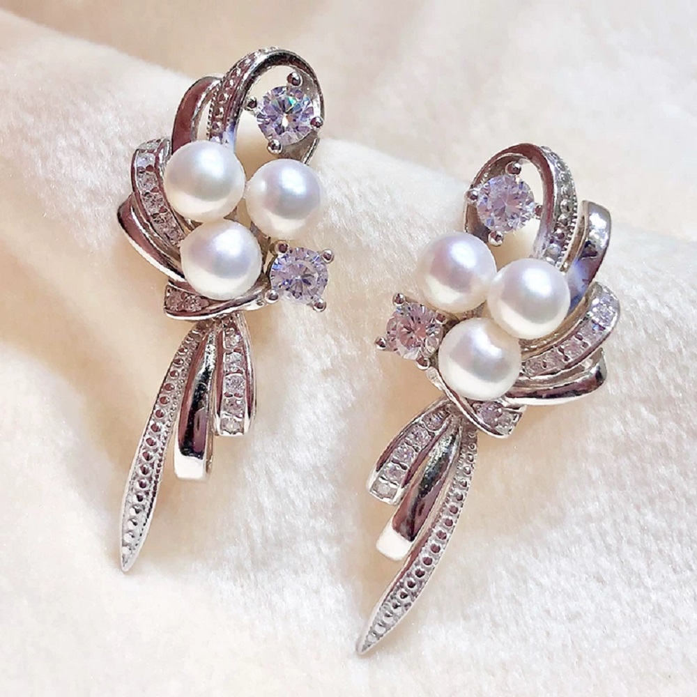 Natural pearl earrings AAAA4-5 - Akoya Pearl Stud Earrings Sterling Silver recension och pris