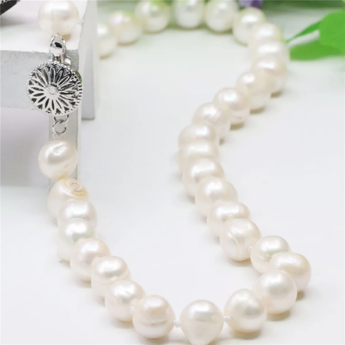 7-8/8-9mm Near Round White Ako - Freshwater Cultured Pearl Necklace 8-9Mm recension och pris