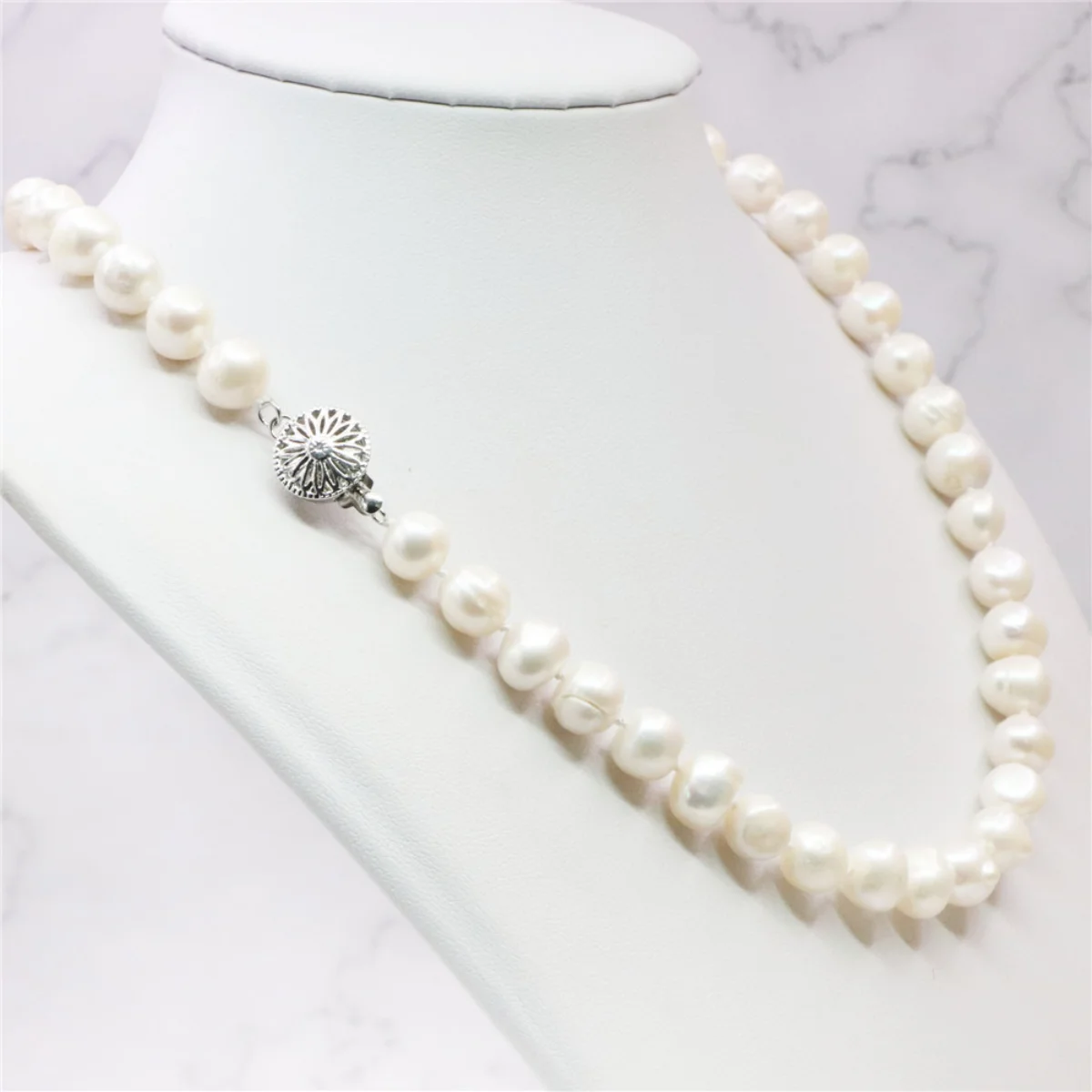 7-8/8-9mm Near Round White Ako - Freshwater Cultured Pearl Necklace 8-9Mm recension och pris
